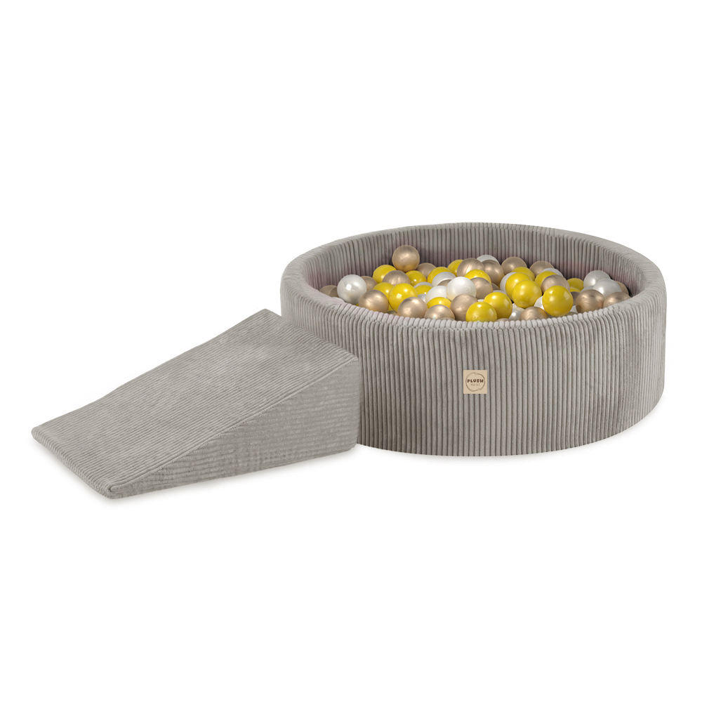 PLUSH NEST PLUSH NEST Suchý bazén kulatý béžový Ø 90 × 30 cm s herním prvkem (trojúhelník) a 200 míčky