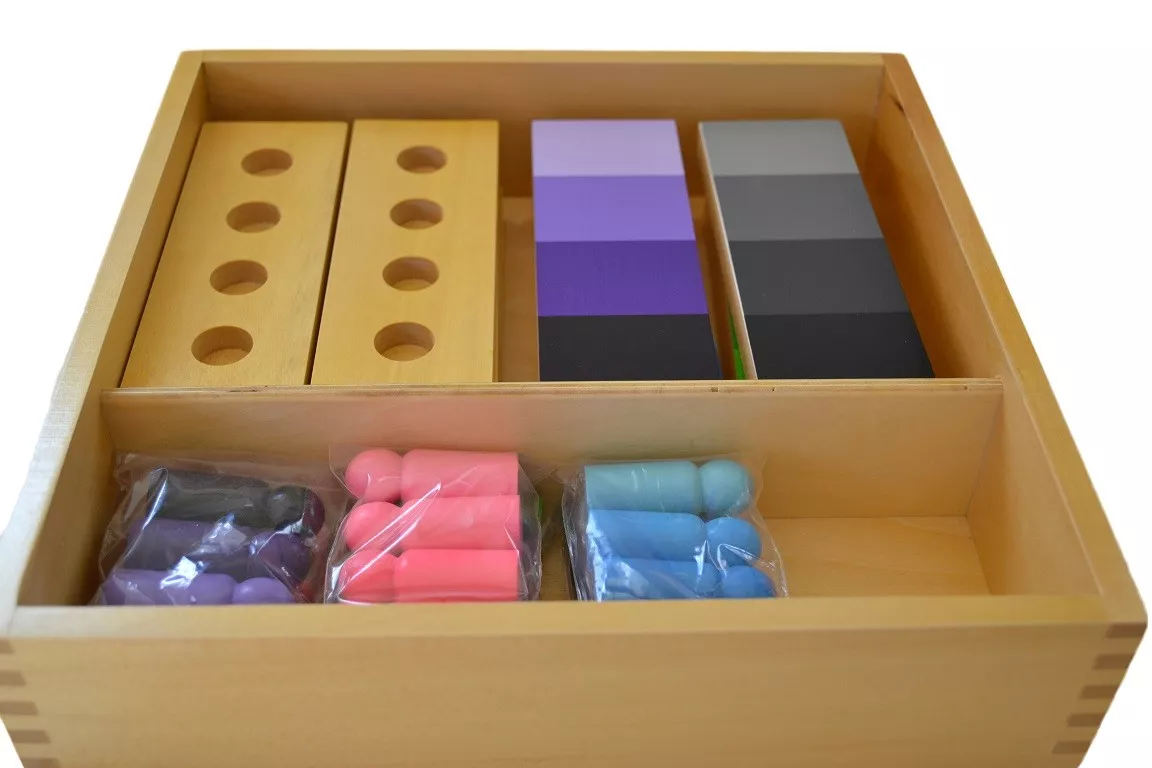Moyo Montessori Moyo Montessori Stínování barev - figurky s destičkami