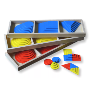 Moyo Montessori Moyo Montessori Vrstvené tvary